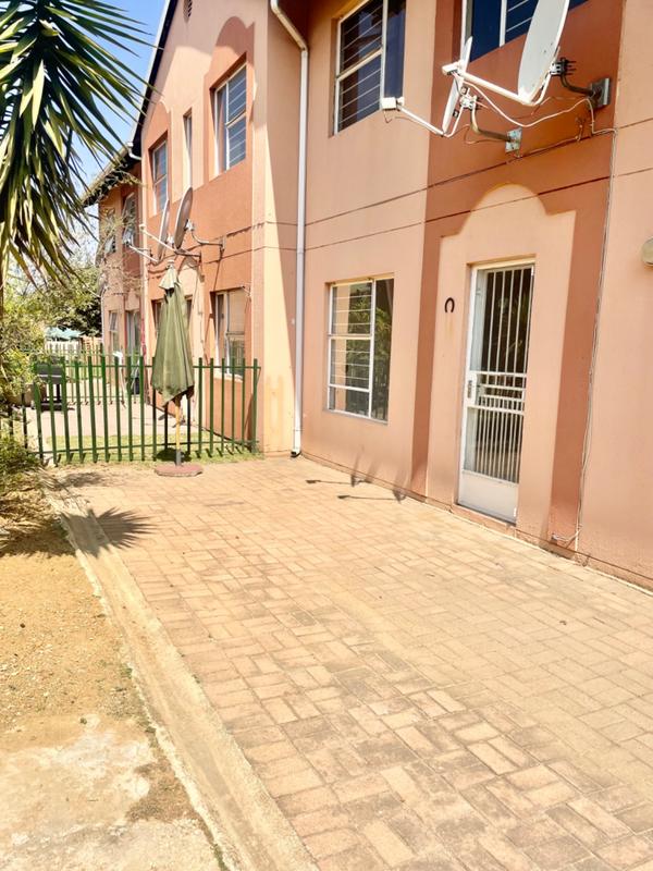 2 Bedroom Property for Sale in Germiston Central Gauteng