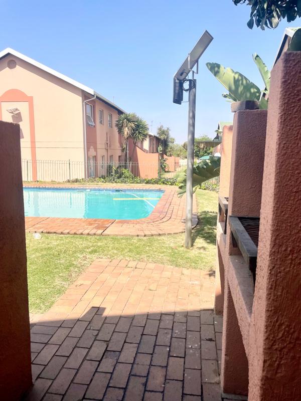 2 Bedroom Property for Sale in Germiston Central Gauteng