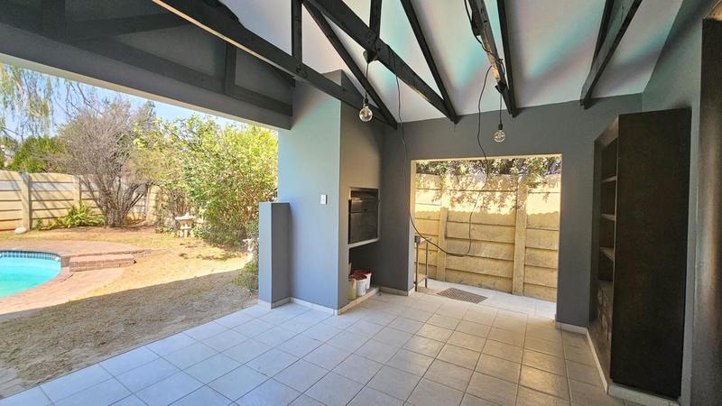 3 Bedroom Property for Sale in Highway Gardens Gauteng