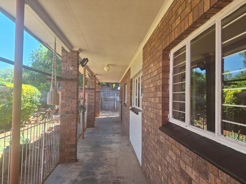 To Let 1 Bedroom Property for Rent in Strubenvale Gauteng