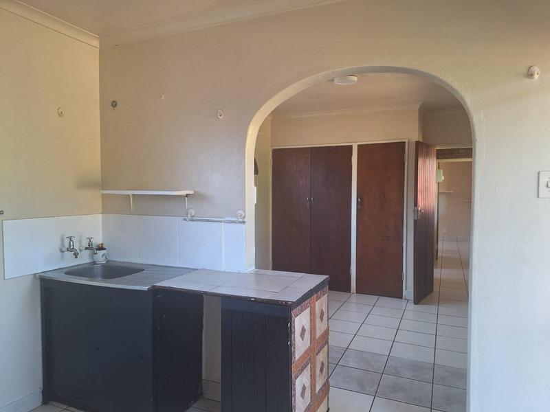 To Let 1 Bedroom Property for Rent in Strubenvale Gauteng