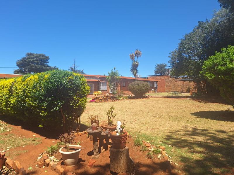 To Let 1 Bedroom Property for Rent in Strubenvale Gauteng