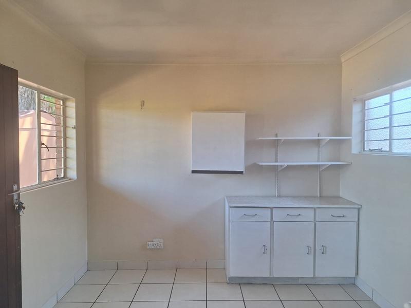 To Let 1 Bedroom Property for Rent in Strubenvale Gauteng