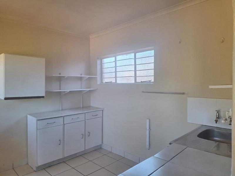 To Let 1 Bedroom Property for Rent in Strubenvale Gauteng