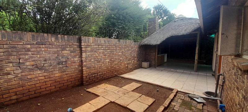 To Let 3 Bedroom Property for Rent in Rooihuiskraal North Gauteng