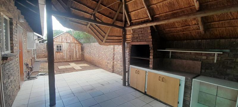 To Let 3 Bedroom Property for Rent in Rooihuiskraal North Gauteng