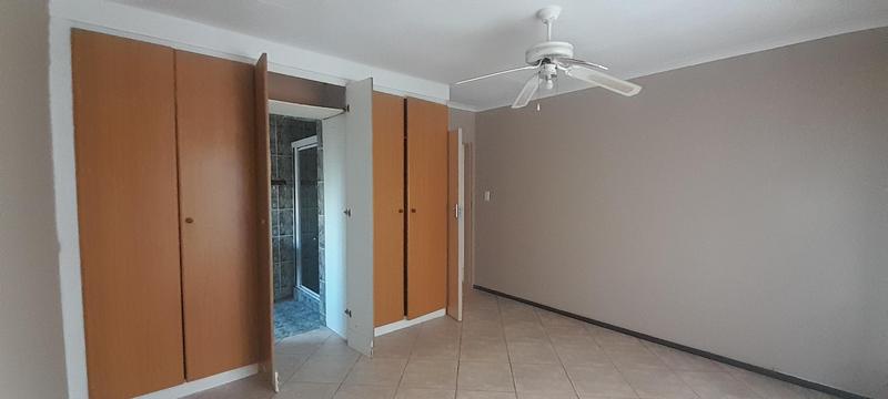 To Let 3 Bedroom Property for Rent in Rooihuiskraal North Gauteng