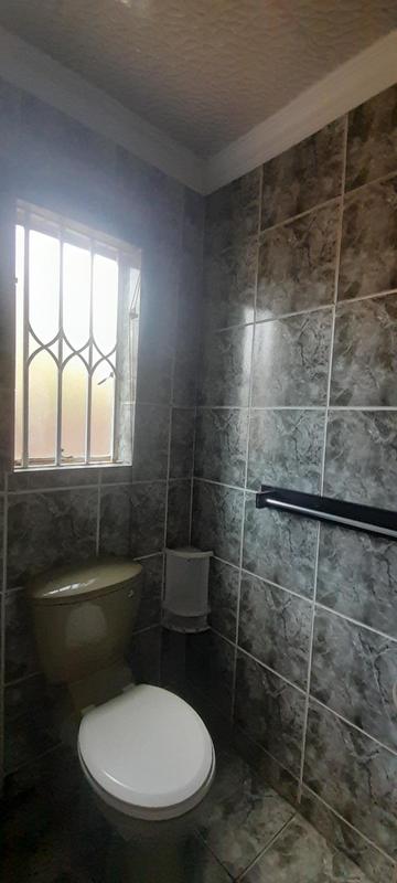 To Let 3 Bedroom Property for Rent in Rooihuiskraal North Gauteng