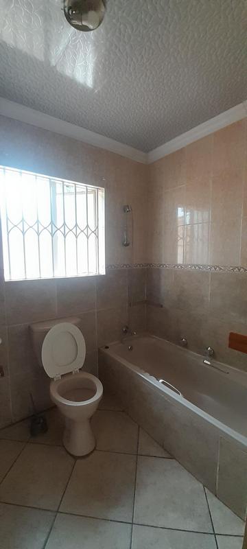 To Let 3 Bedroom Property for Rent in Rooihuiskraal North Gauteng