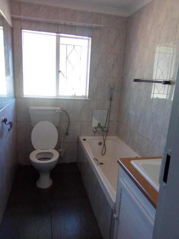 To Let 2 Bedroom Property for Rent in Rant En Dal Gauteng