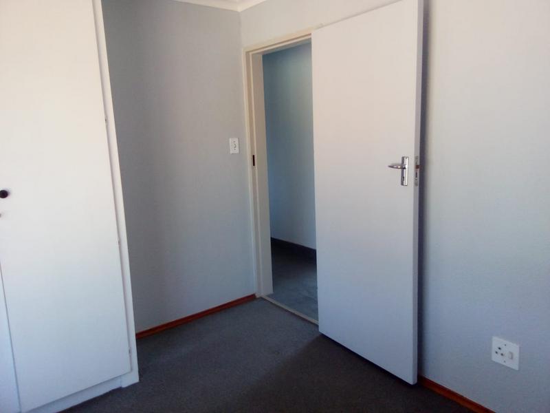 To Let 2 Bedroom Property for Rent in Rant En Dal Gauteng