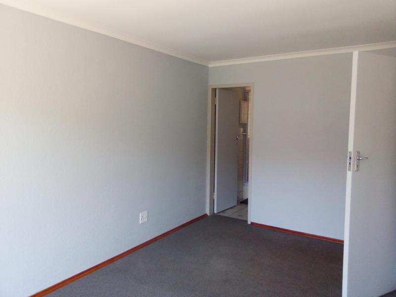 To Let 2 Bedroom Property for Rent in Rant En Dal Gauteng