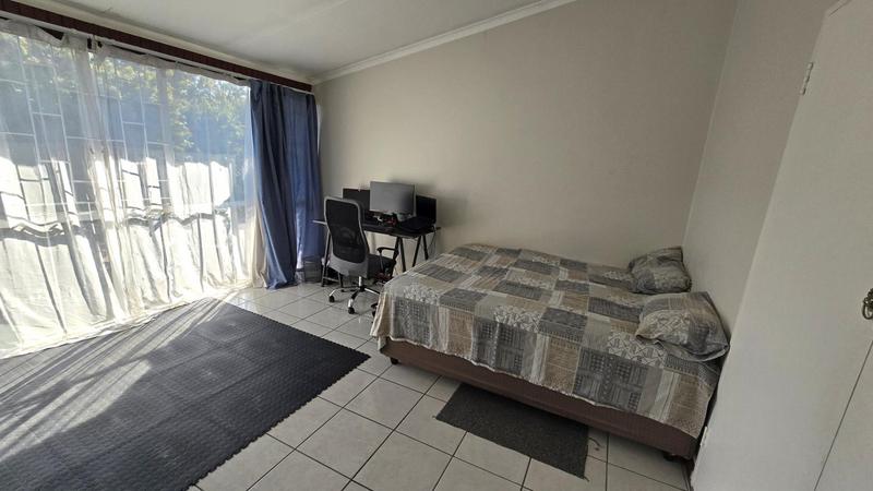 2 Bedroom Property for Sale in Kilner Park Gauteng