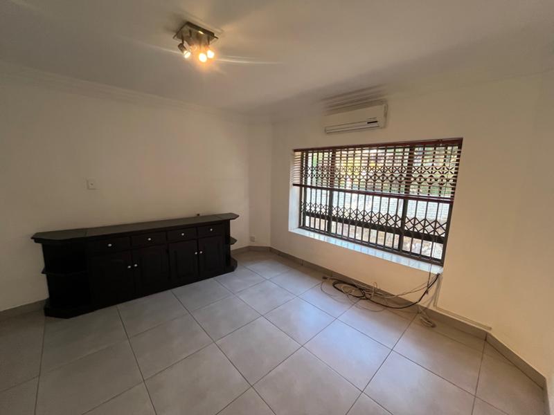 To Let 4 Bedroom Property for Rent in Waterkloof Ridge Gauteng