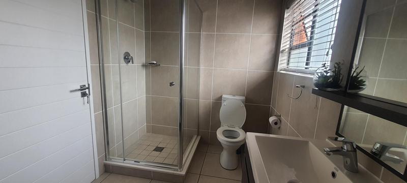 To Let 3 Bedroom Property for Rent in Olivedale Gauteng