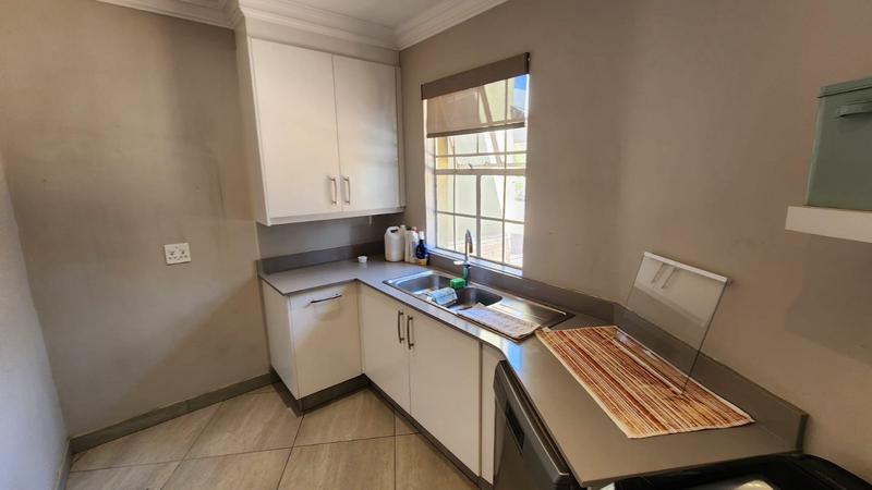 3 Bedroom Property for Sale in Brackendowns Gauteng