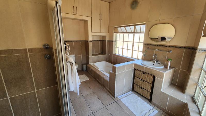 3 Bedroom Property for Sale in Brackendowns Gauteng