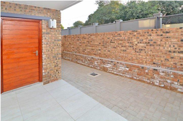 To Let 2 Bedroom Property for Rent in Northgate Gauteng