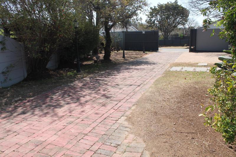 3 Bedroom Property for Sale in Highway Gardens Gauteng