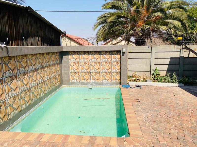 To Let 3 Bedroom Property for Rent in Germiston South Gauteng