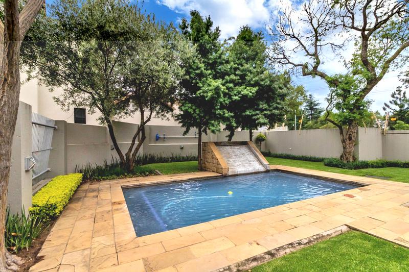 2 Bedroom Property for Sale in Lonehill Gauteng