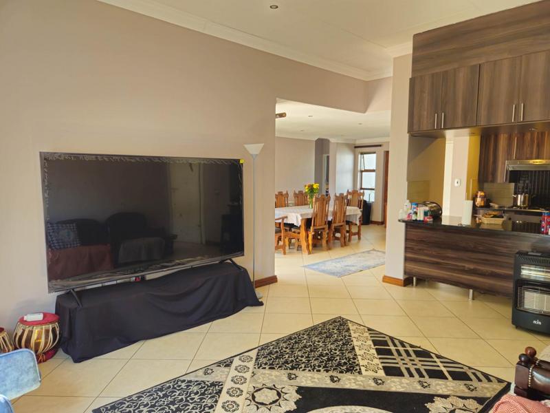 To Let 3 Bedroom Property for Rent in Rietvlei Heights Country Estate Gauteng