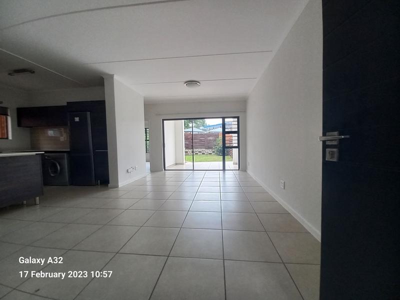 To Let 3 Bedroom Property for Rent in Olivedale Gauteng