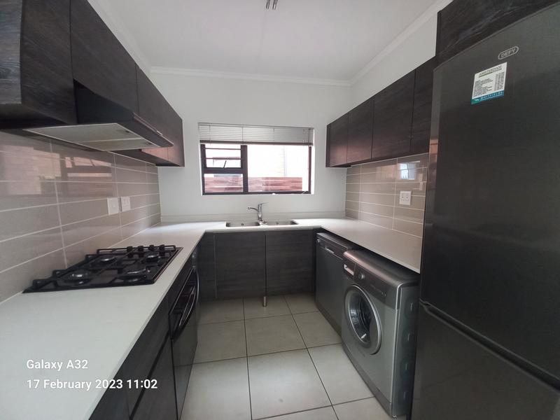 To Let 3 Bedroom Property for Rent in Olivedale Gauteng