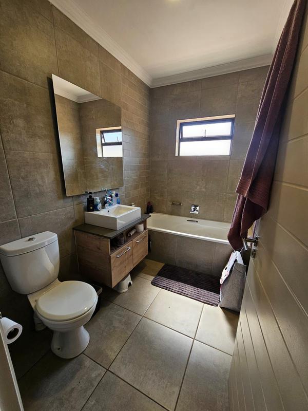 2 Bedroom Property for Sale in Six Fountains Residential Estate Gauteng