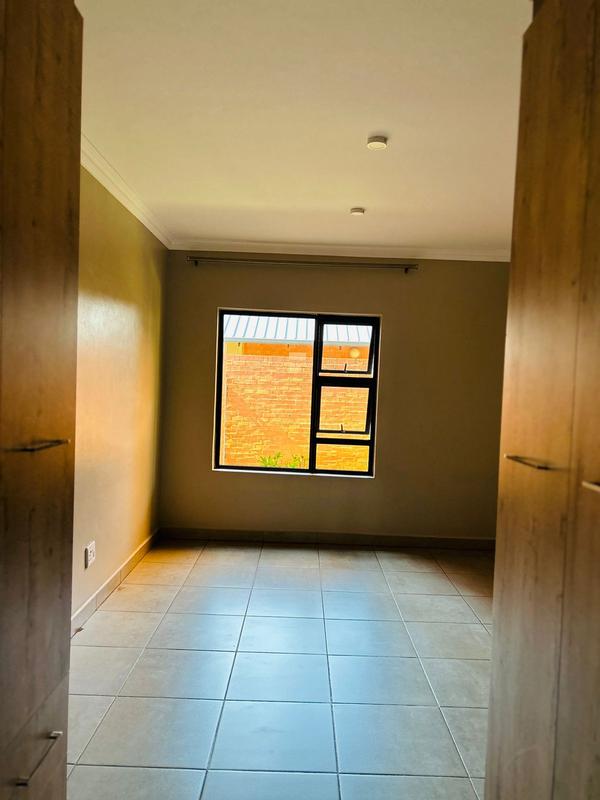 2 Bedroom Property for Sale in Six Fountains Residential Estate Gauteng