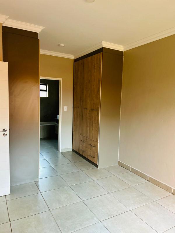 2 Bedroom Property for Sale in Six Fountains Residential Estate Gauteng