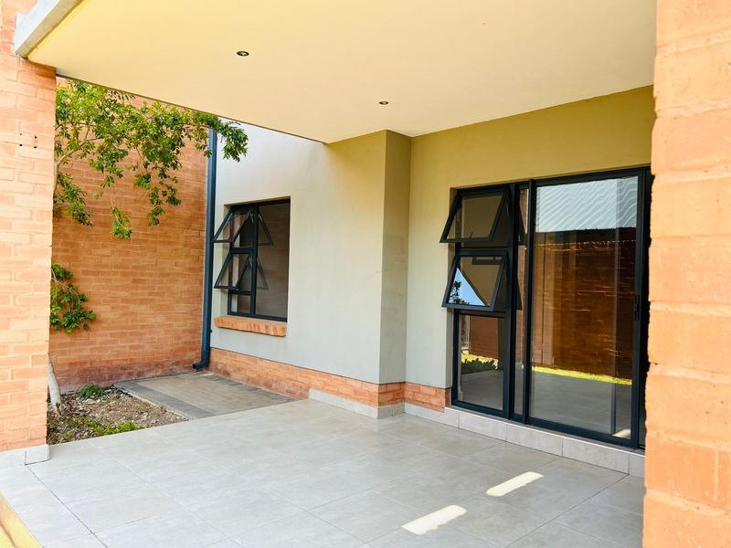 2 Bedroom Property for Sale in Six Fountains Residential Estate Gauteng