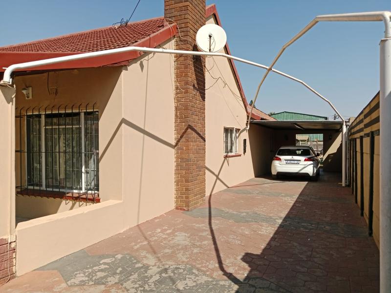 To Let 3 Bedroom Property for Rent in East Lynne Gauteng