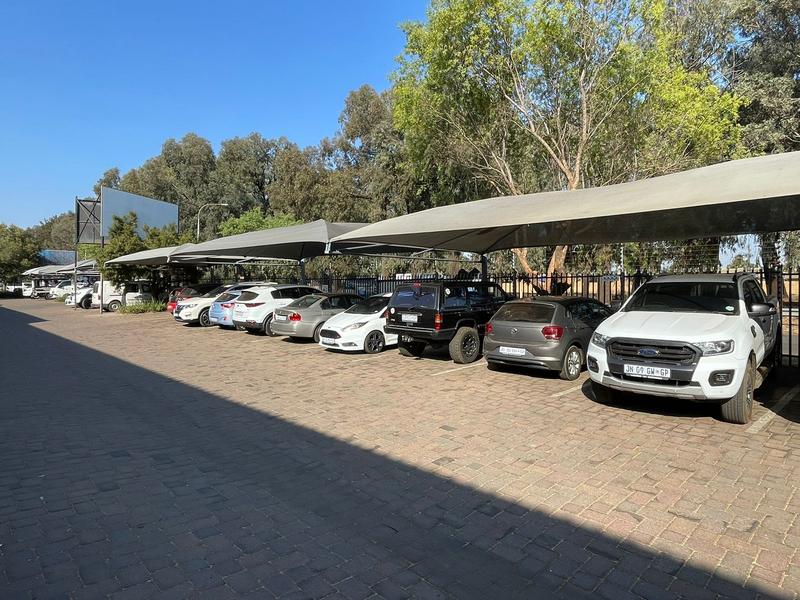 To Let commercial Property for Rent in Hennops Park Industrial Gauteng