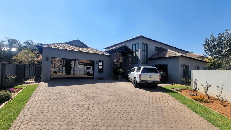 5 Bedroom Property for Sale in Midstream Estate Gauteng