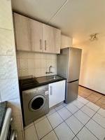 To Let 2 Bedroom Property for Rent in Sandown Gauteng