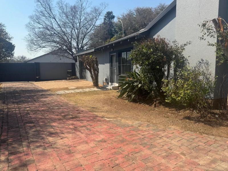 3 Bedroom Property for Sale in Highway Gardens Gauteng