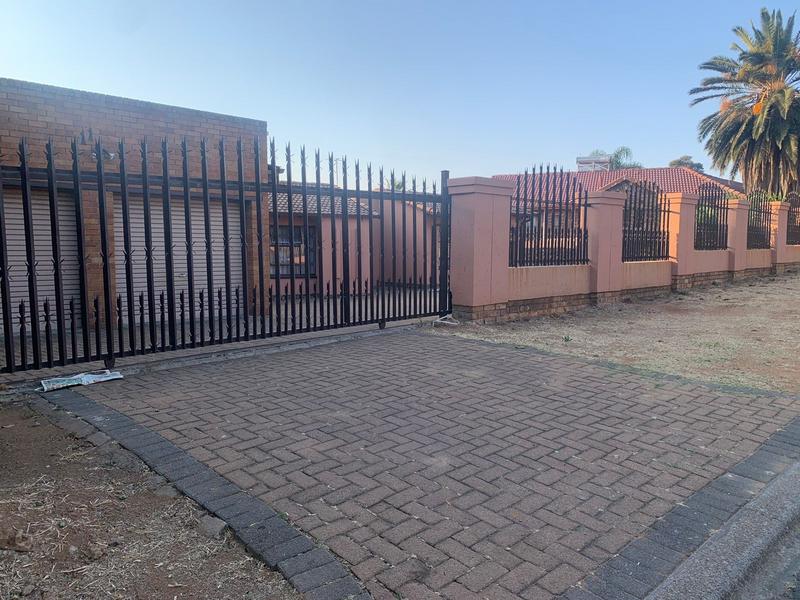 3 Bedroom Property for Sale in Norkem Park Gauteng