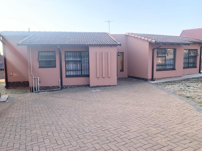 3 Bedroom Property for Sale in Norkem Park Gauteng