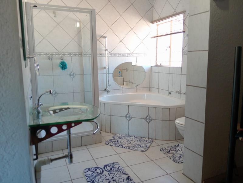 3 Bedroom Property for Sale in Rant En Dal Gauteng