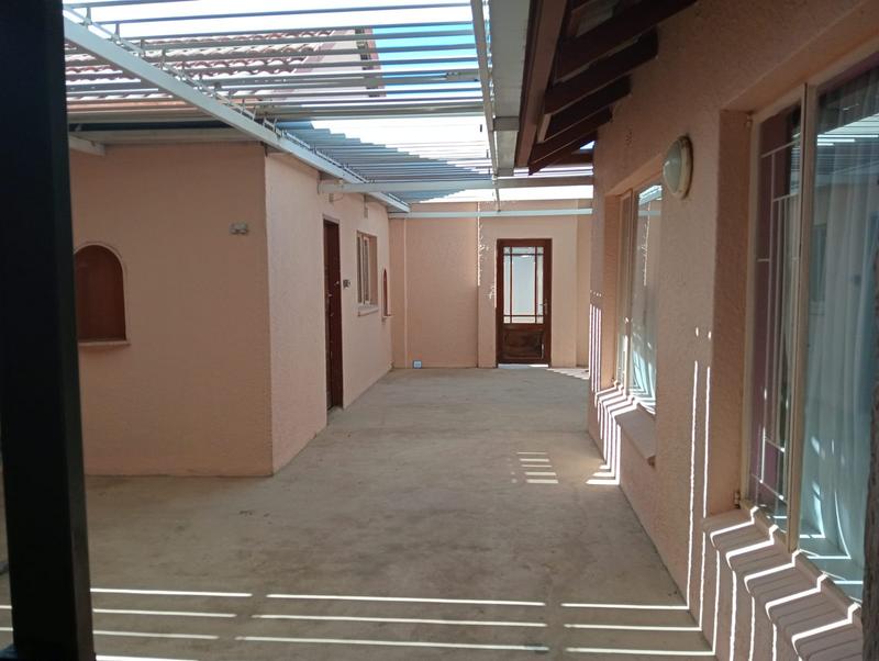 3 Bedroom Property for Sale in Rant En Dal Gauteng