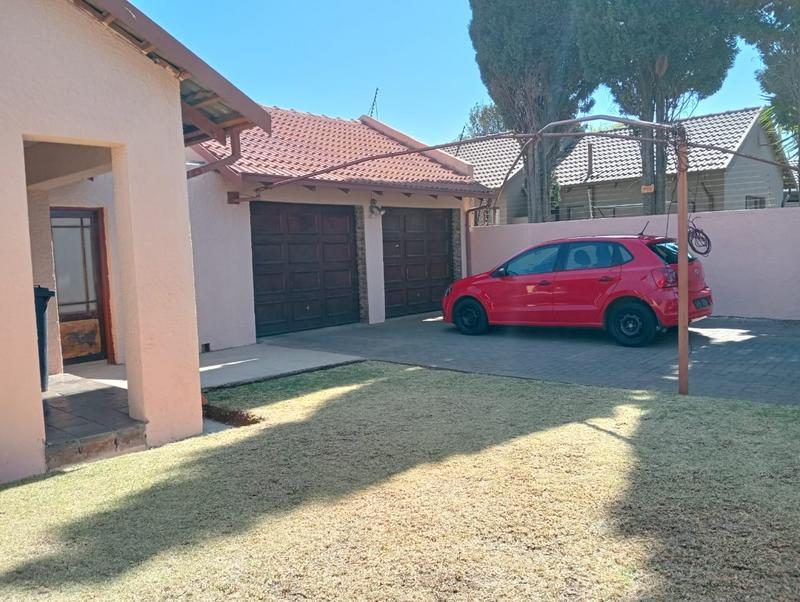 3 Bedroom Property for Sale in Rant En Dal Gauteng