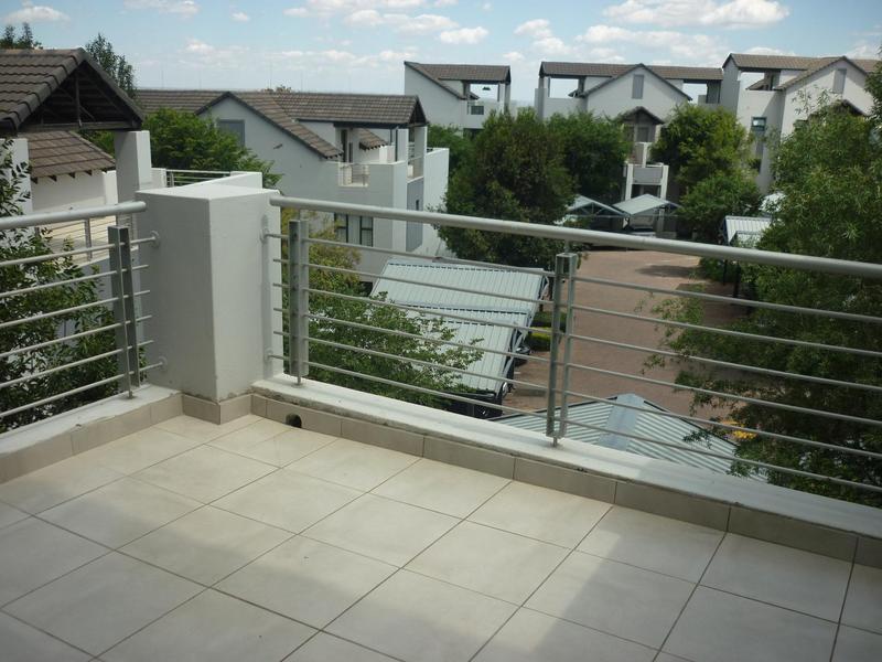 1 Bedroom Property for Sale in Douglasdale Gauteng