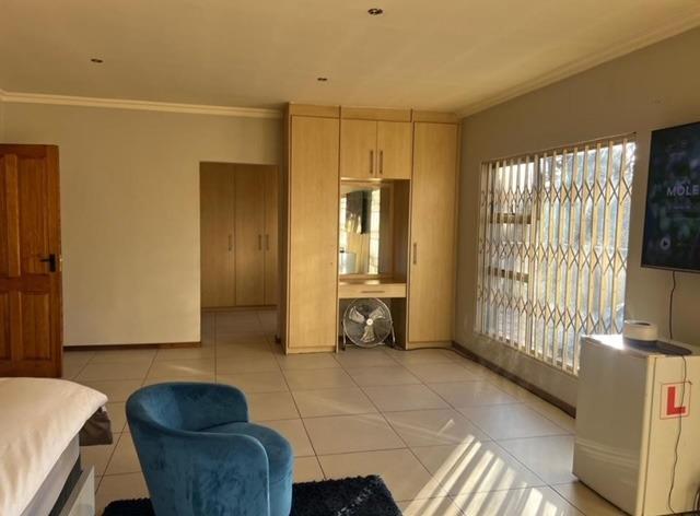 3 Bedroom Property for Sale in Three Rivers Gauteng