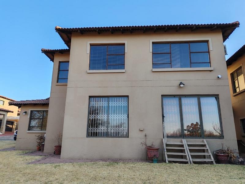 4 Bedroom Property for Sale in Three Rivers Gauteng