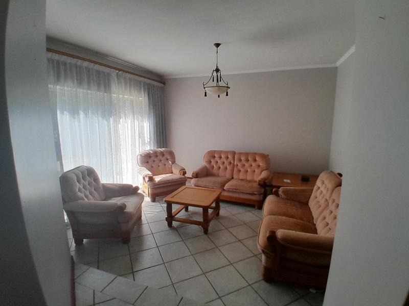 3 Bedroom Property for Sale in Eldoglen Gauteng