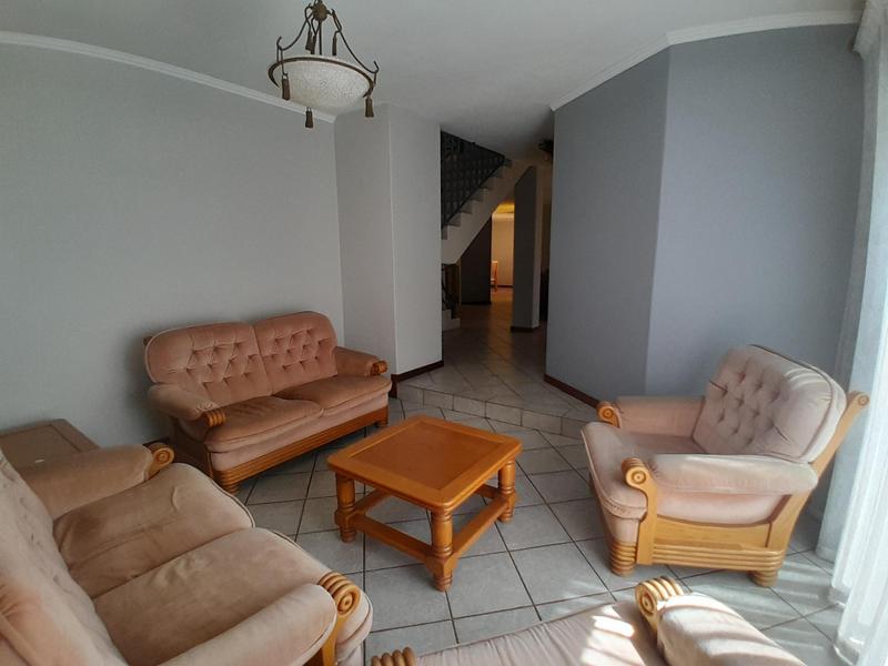 3 Bedroom Property for Sale in Eldoglen Gauteng