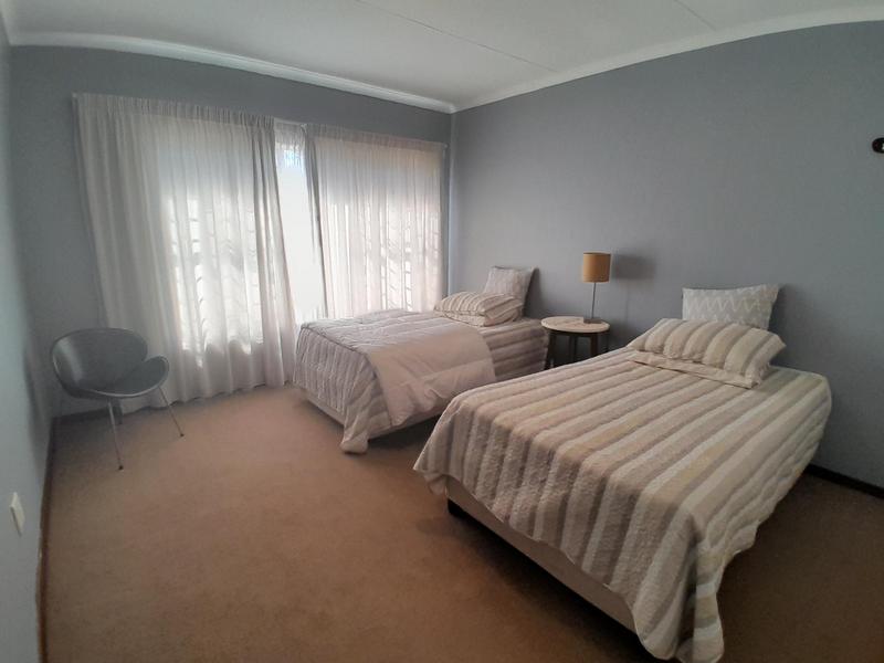 3 Bedroom Property for Sale in Eldoglen Gauteng