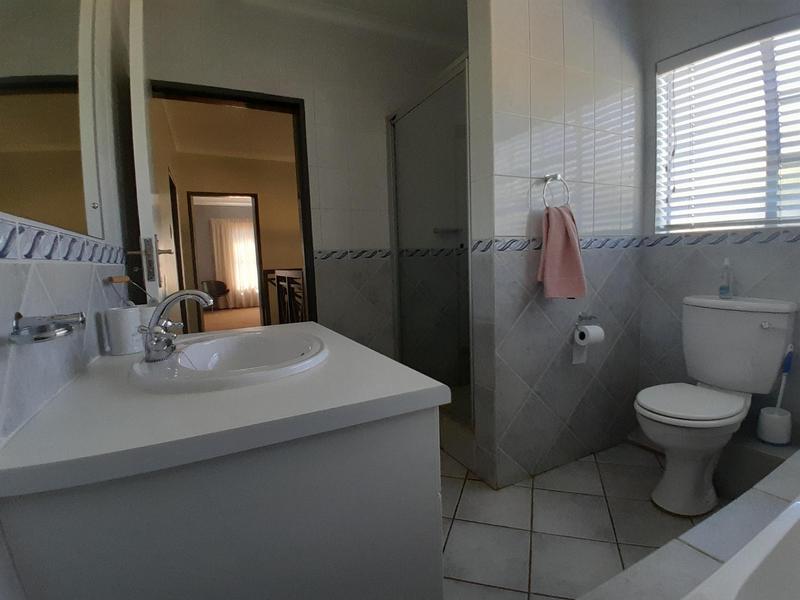 3 Bedroom Property for Sale in Eldoglen Gauteng