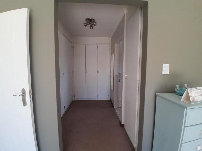 3 Bedroom Property for Sale in Eldoglen Gauteng